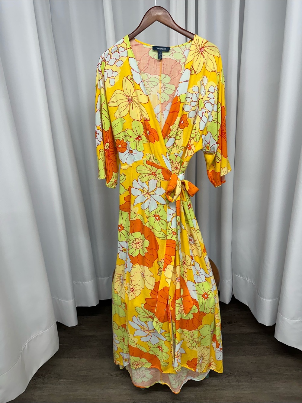ModCloth “living that resort life” Yellow & Orange Floral Wrap Maxi Dress large
